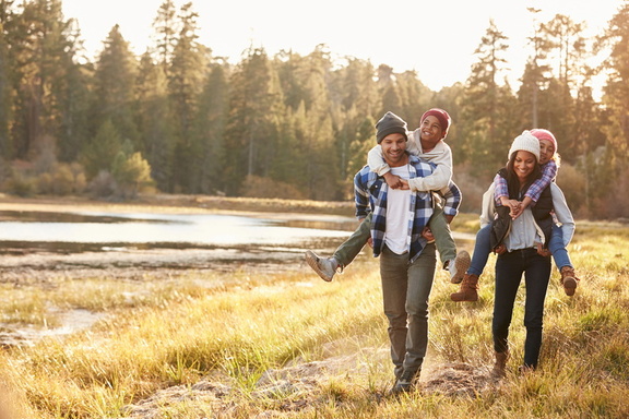 family-hiking-in-spring