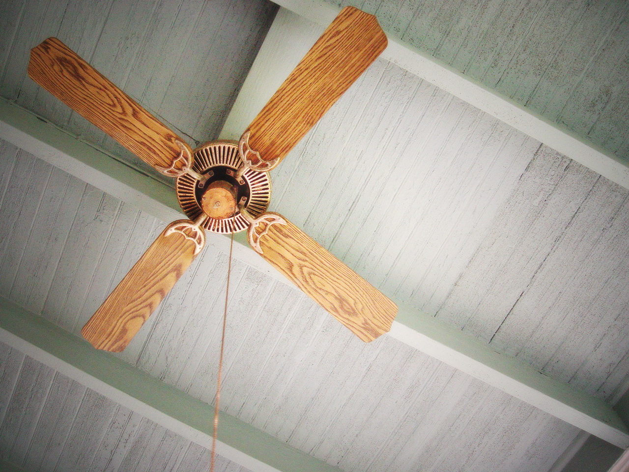 Ask an Electrician How Do I Use My Ceiling Fan? HB Energy Solutions